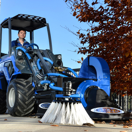 8 series with leaf vacuum